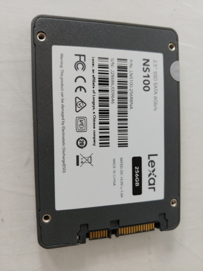 Lexar  NS100 LNS100256RBNA 256 GB SATA III 2.5 in SSD