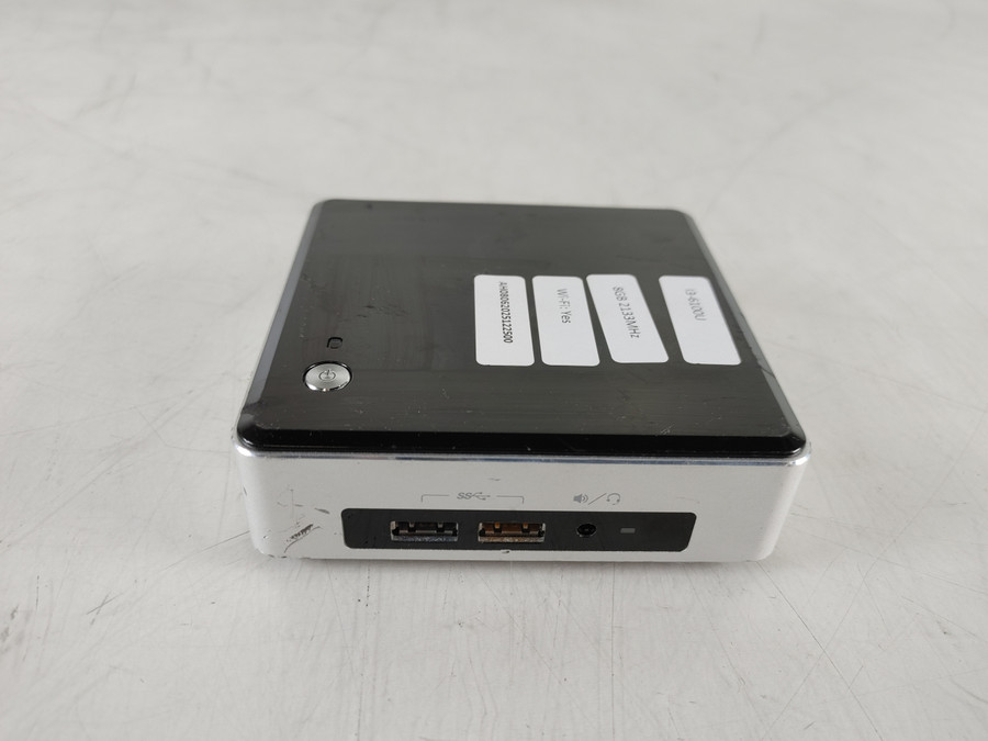 Intel NUC NUC6i3SYK Core i3-6100U 2.30 GHz 8 GB DDR4 No HDD
