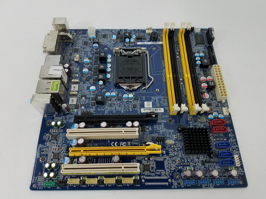 Foxconn 14200 31945 54E9 LGA 1155 DDR3 SDRAM Desktop Motherboard