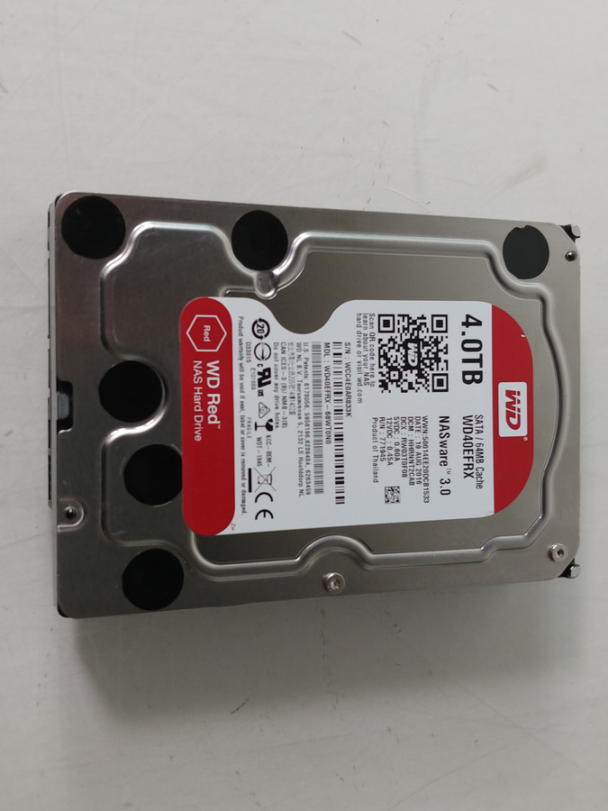 Lot of 5 Western Digital  RED NASware 3.0 WD40EFRX 4 TB SATA III 3.5 in NAS HARD
