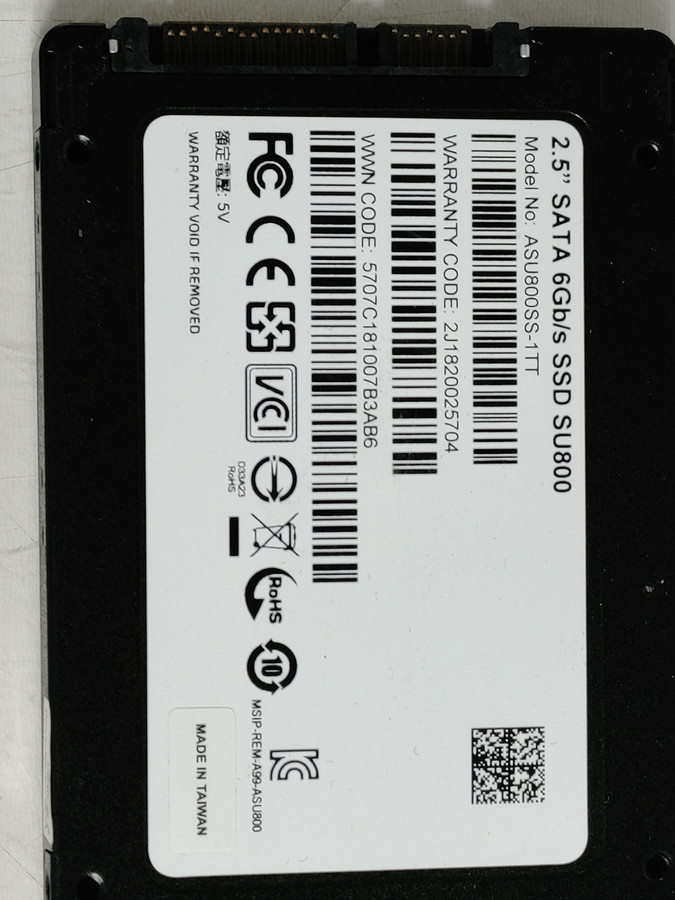 ADATA SU800 ASU800SS-1TT 1 TB SATA III 2.5 in Solid State Drive