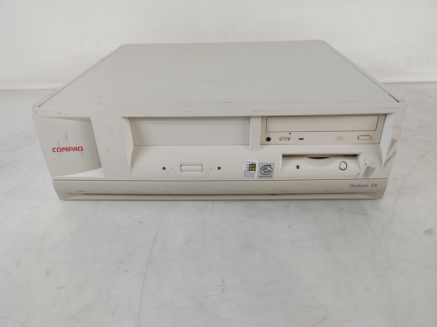 Vintage Compaq Deskpro EN Intel Pentium III 733 MHz 512 MB SDRAM Desktop