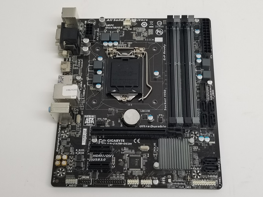 Gigabyte  GA-Z97M-DS3H Intel LGA 1150 DDR3 SDRAM Desktop Motherboard