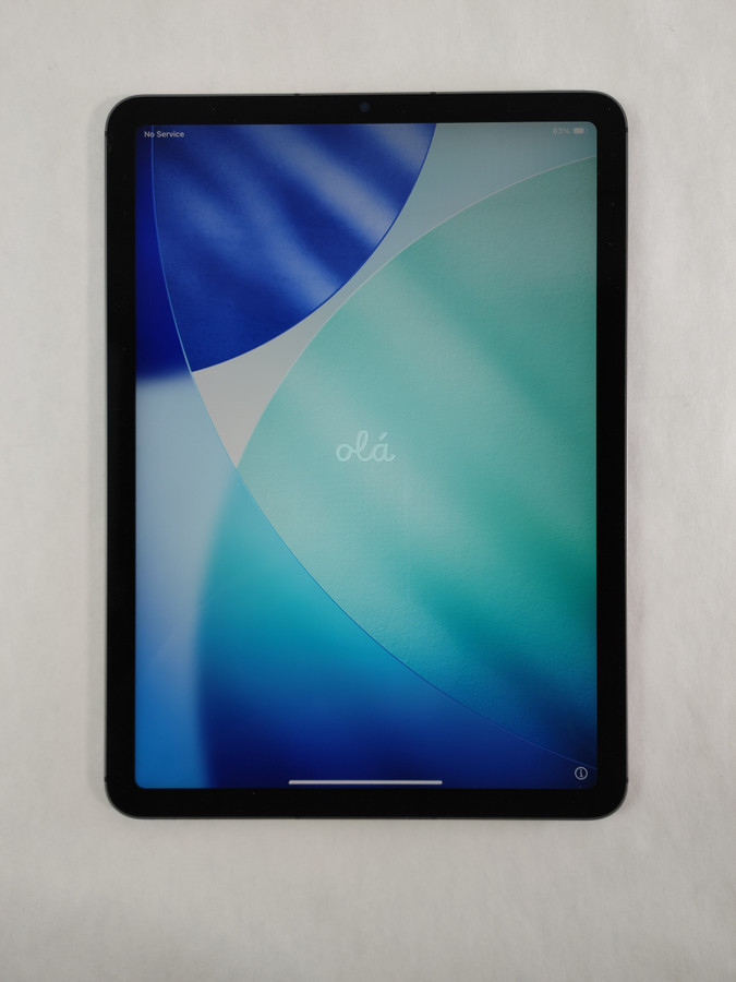 Apple iPad Air 5th Gen A2589 64 GB iOS 26.0 (Wi-Fi + 5G) Unlocked