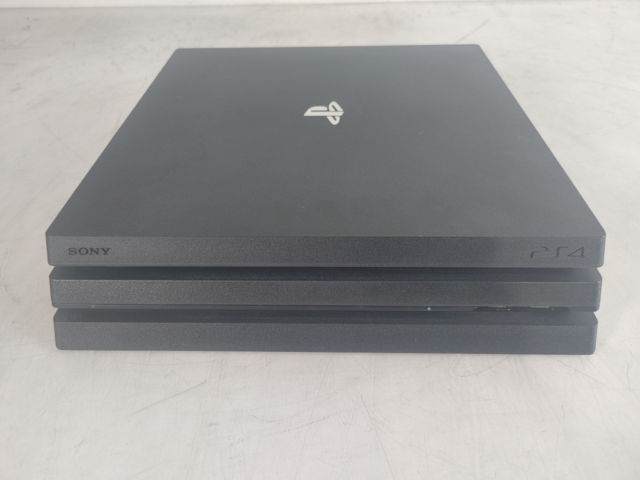 Sony PlayStation 4 Pro CUH-7115B 2018 Black 1 TB HDD - Console Only