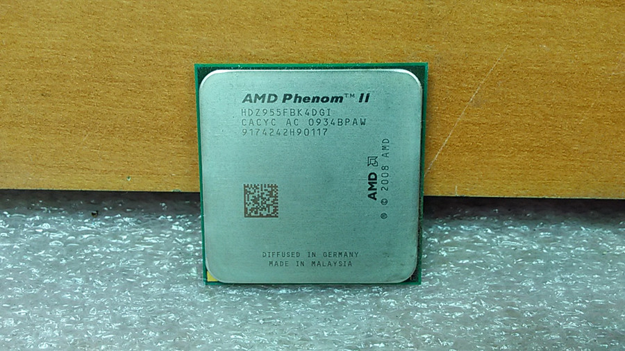 AMD HDZ955FBK4DGI Phenom II 955 Socket AM2+ 3.2GHz Desktop CPU