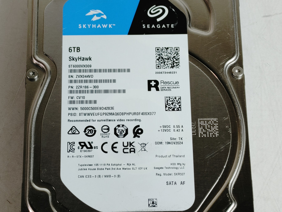 Seagate SkyHawk ST6000VX009 6 TB SATA III 3.5 in Drive