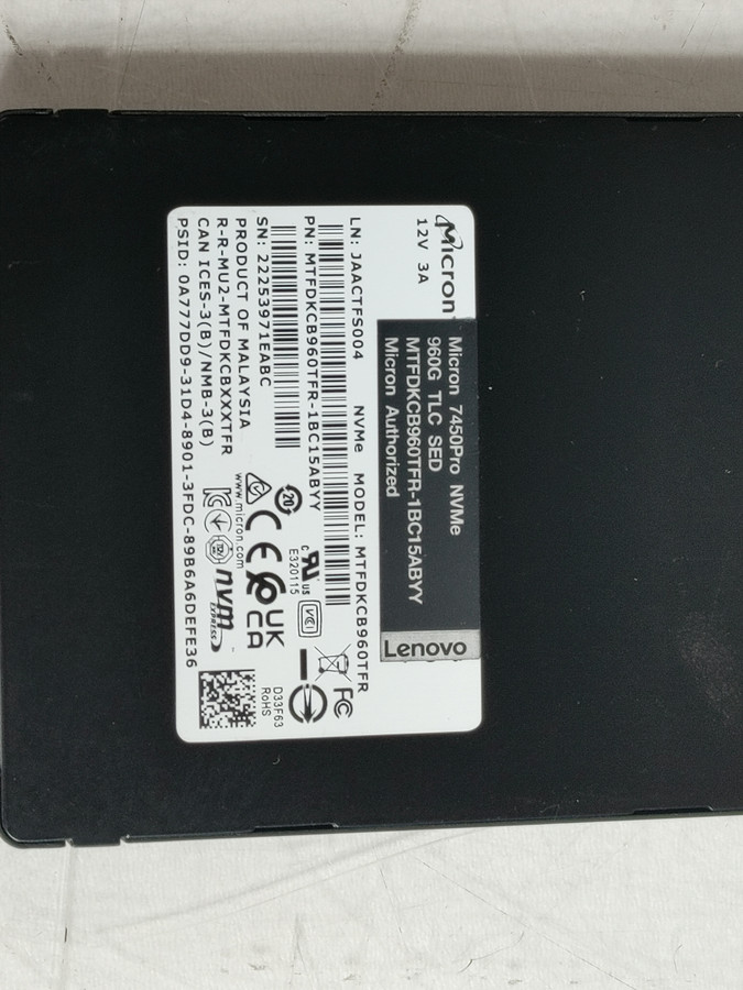 Micron Lenovo 7450Pro MTFDKCB960TFR 960GB SATA III 2.5 in Solid State Drive