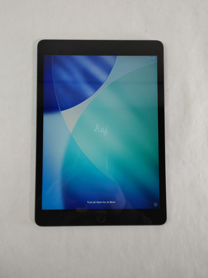 Apple iPad 9th Gen A2602 64 GB iOS 26.2 (WiFi Only)