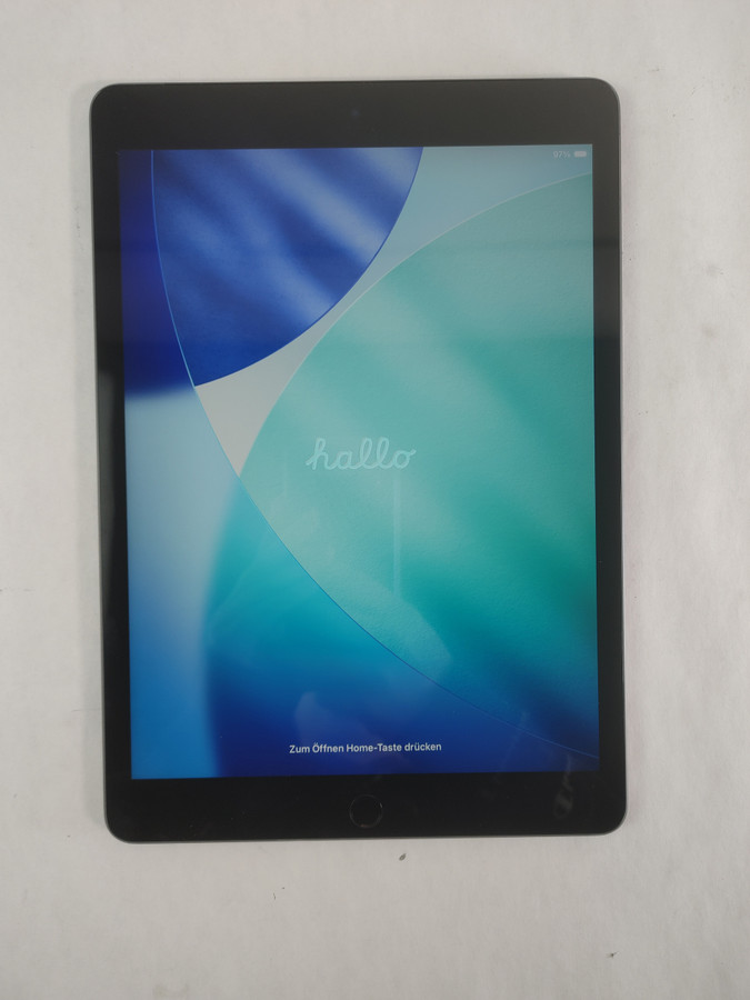 Apple iPad 9th Gen A2603 64 GB iOS 26.0 (Wi-Fi + 4G) Unlocked