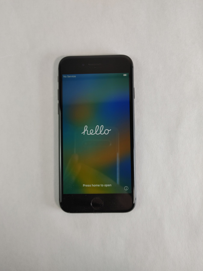 Apple iPhone 8 A1863 64 GB iOS 16.7.14 (Wi-Fi + 4G) Unlocked