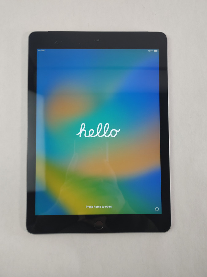 Apple iPad 5th Gen A1823 32 GB iOS 16.7.14 (Wi-Fi + 4G) Unlocked