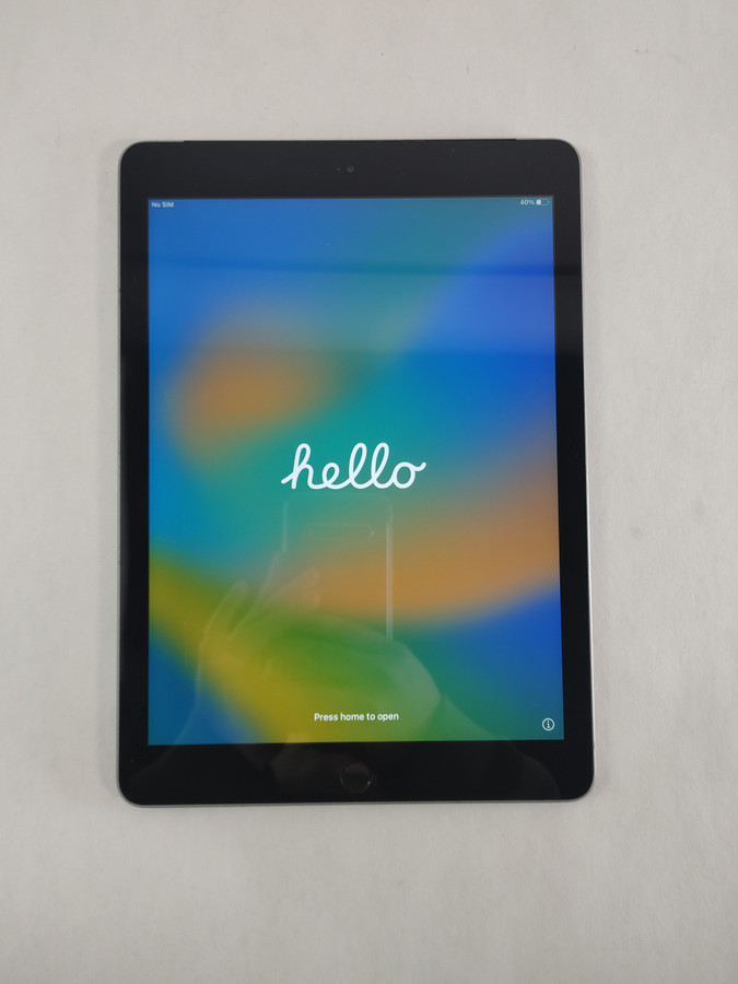 Apple iPad 5th Gen A1823 32 GB iOS 16.7.14 (Wi-Fi + 4G) Unlocked