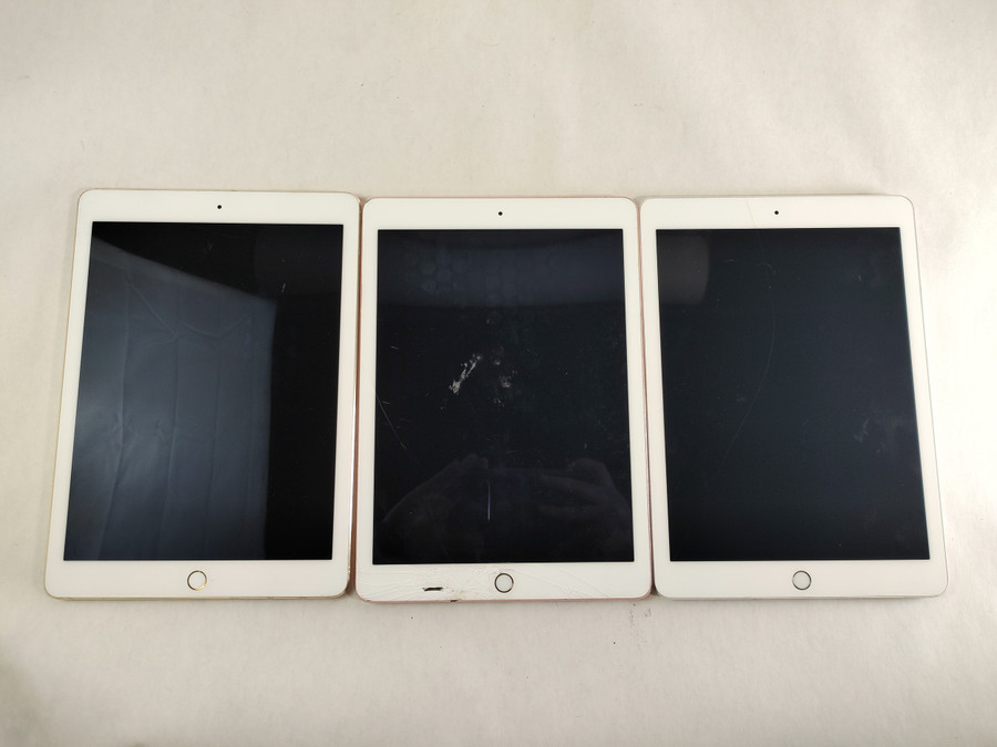 Lot of 3 Apple iPad Pro 9.7" A1673 128 GB iOS 16.7.11 (WiFi Only) For Parts