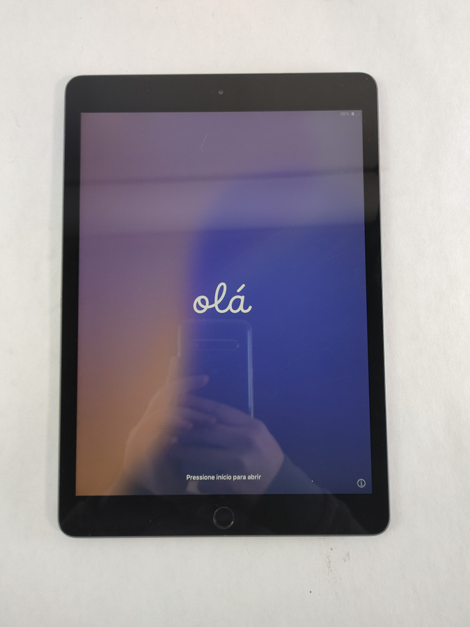 Apple iPad 7th Gen A2197 32 GB iOS 18.7.4 (WiFi Only)