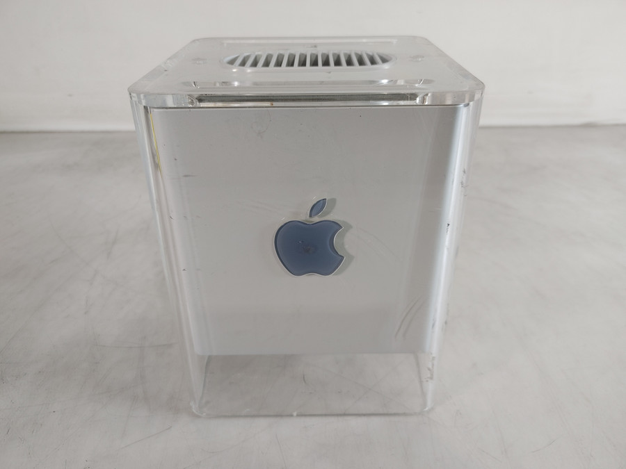 Vintage Apple M7886 Power Mac G4 Cube PowerPC G4 7400 500 MHz 512 MB SDRAM