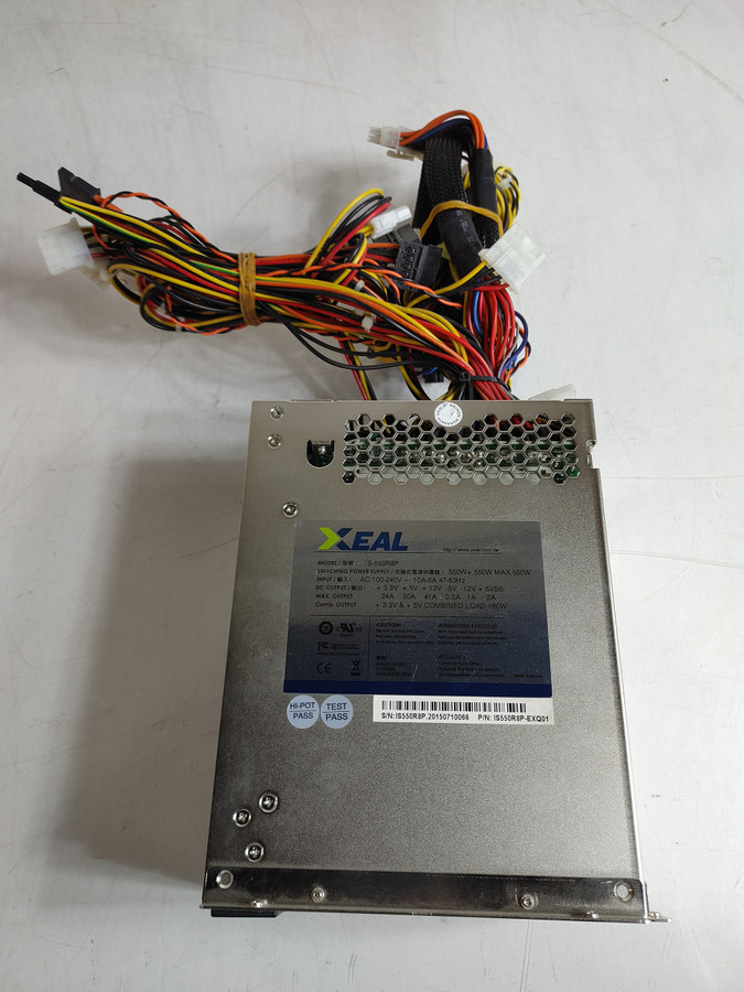 XEAL 550 W 20+4 Pin Server Power Supply IS-550R8P