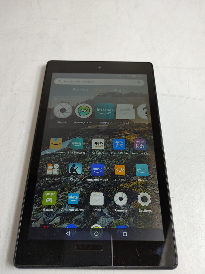 Amazon Fire HD 8 (7th Gen) SX034QT 16 GB Fire OS 8 (7th Gen) (WiFi Only)