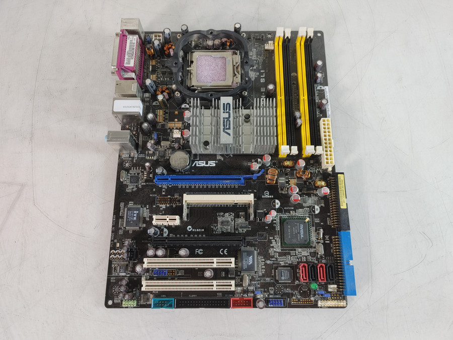 Asus P5N-E SLI Intel LGA 775 DDR2 Desktop Motherboard