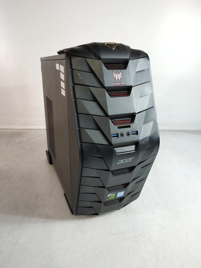 Acer Predator G3-710 series Core i7-7700 3.60 GHz 32 GB DDR4 No HDD