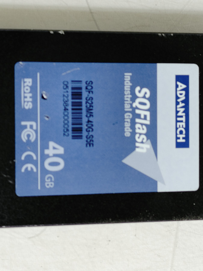 Advantech SQF-S25M5-40G-S5E 40 GB SATA III 2.5 in Solid State Drive