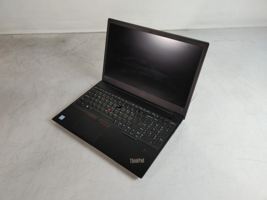 Lenovo ThinkPad E590 Core i5-8265U 1.60 GHz 8 GB DDR4 No HDD