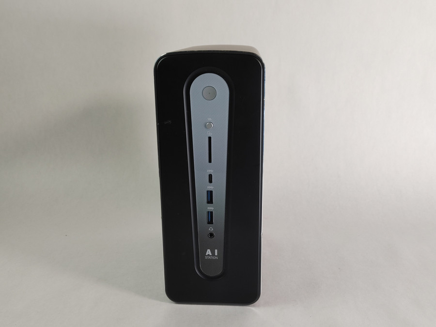 Sixunited AXB35-02 AI Station Ryzen AI MAX+ 395 3.00 GHz 128 GB LPDDR5 4 TB NVMe Windows 11 Pro Desktop A1