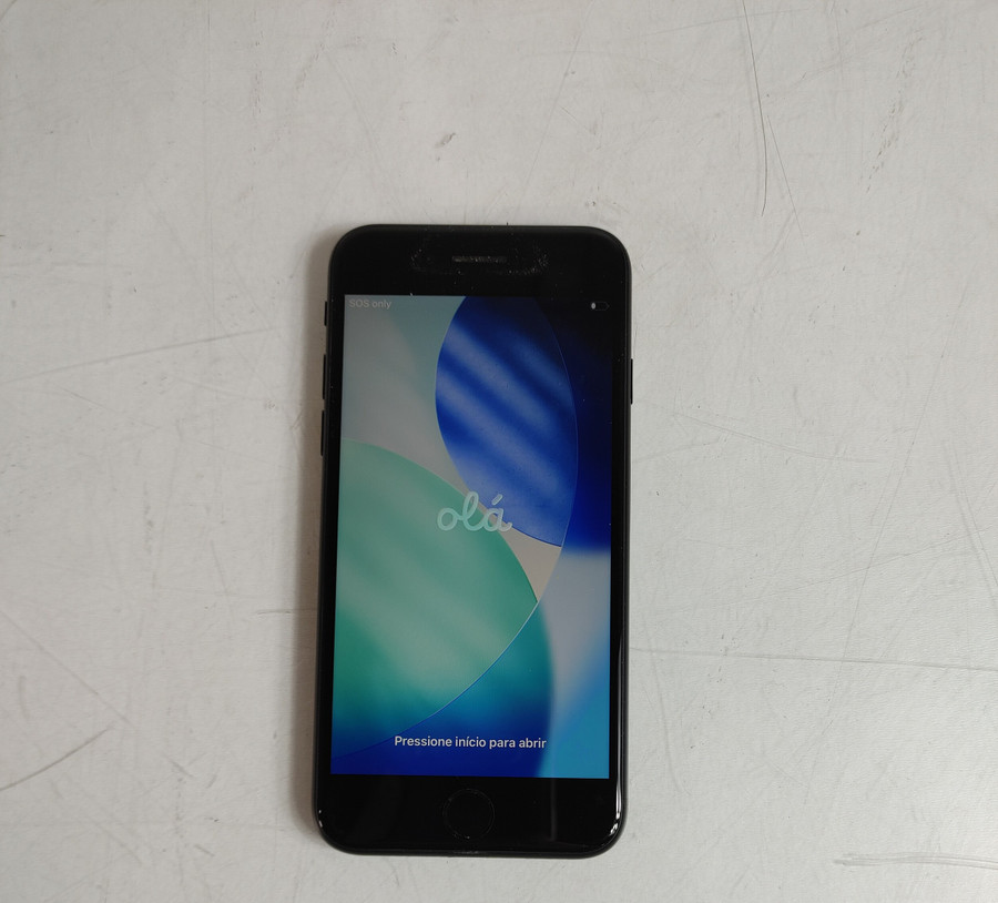 Apple iPhone SE (2020) A2275 64 GB iOS 26.3.1 (Wi-Fi + 4G) Unlocked