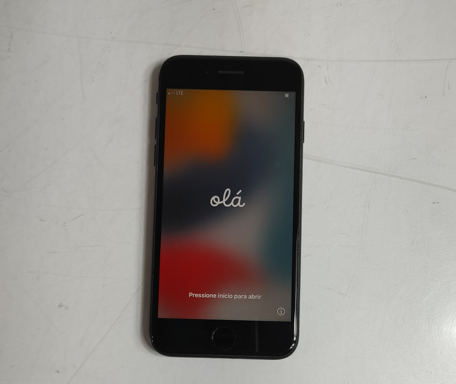 Apple iPhone 7 A1660 32 GB iOS 15.8.7 (Wi-Fi + 4G) Unlocked