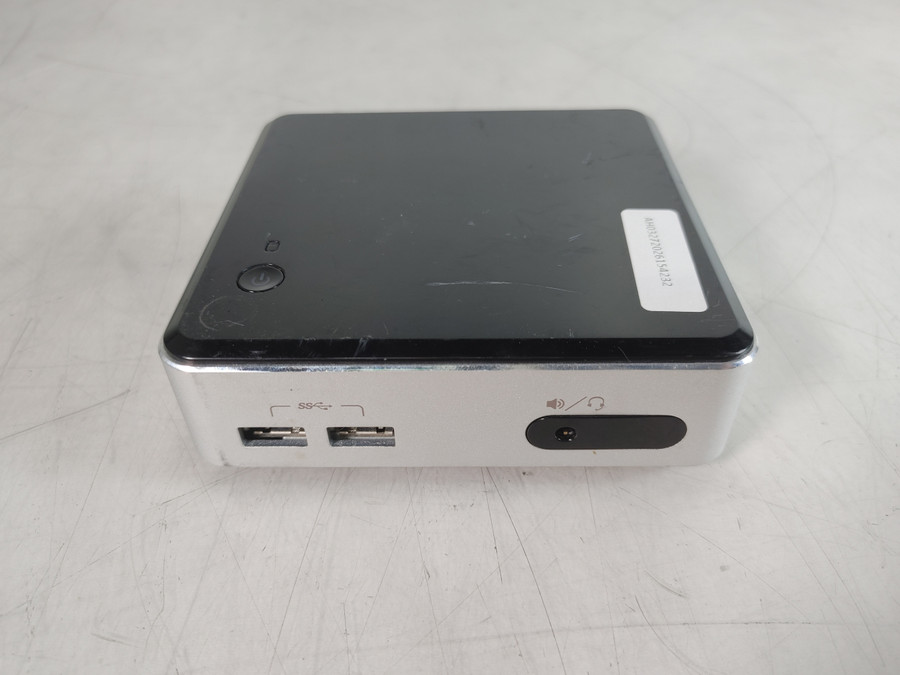 Intel NUC D54250WYK Intel Core i5-4250U 1.30 GHz 8 DDR3L Desktop - No HDD
