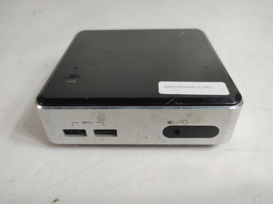 Intel NUC D54250WYK Intel Core i5-4250U 1.30 GHz 8 DDR3L Desktop - No HDD