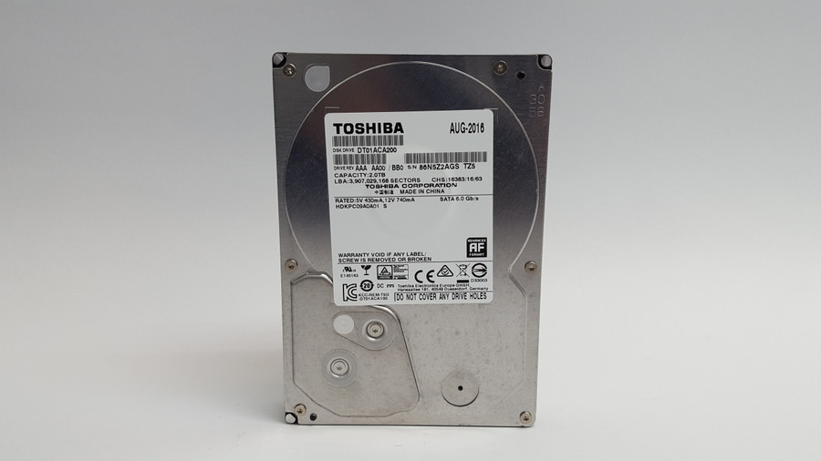 Lot of 2 Toshiba DT01ACA200 2 TB 3.5" SATA III 3.5 in Desktop Hard Drive