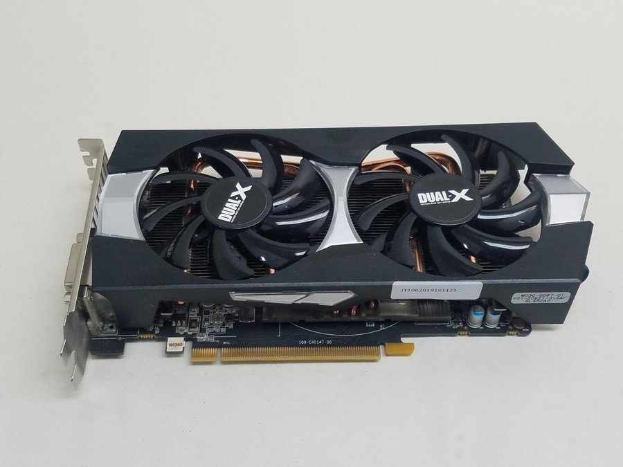 Sapphire AMD Radeon R9 270X 4 GB GDDR5 PCI-Express 3.0 Video Card