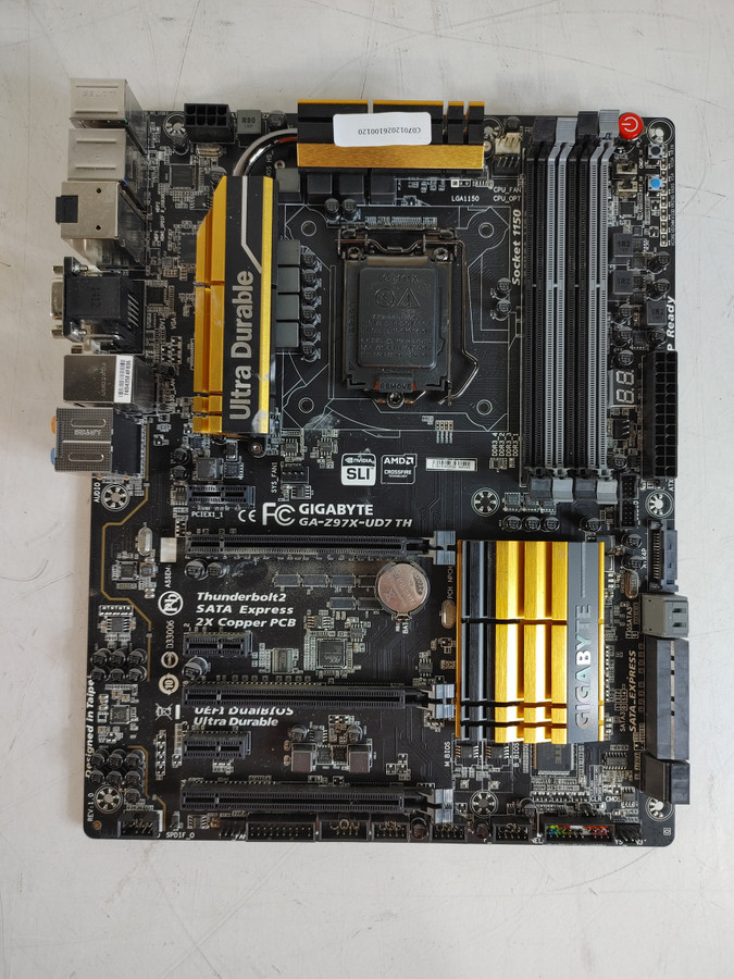 Gigabyte GA-Z97X-UD7 TH Intel LGA 1150 DDR3 Desktop Motherboard