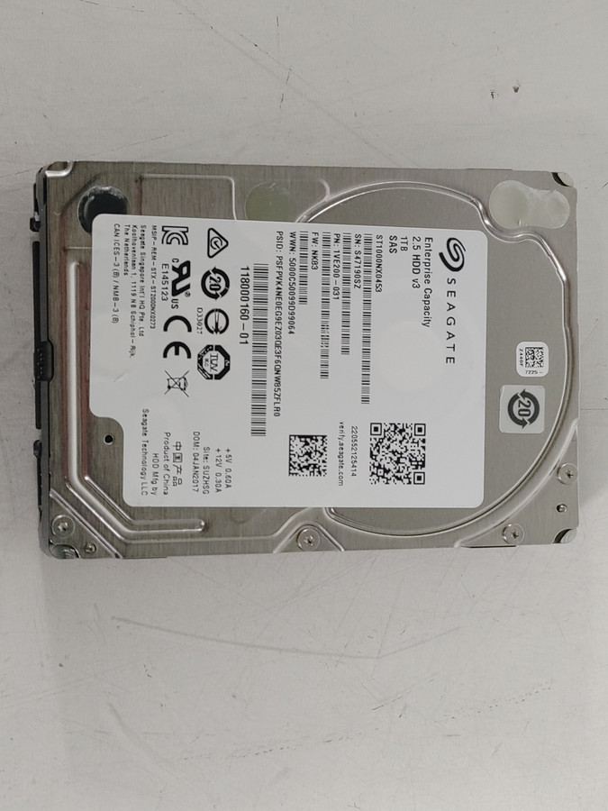 Lot of 2 Seagate EMC ST1000NX0453 1 TB SAS 3 2.5 in Enterprise Drive