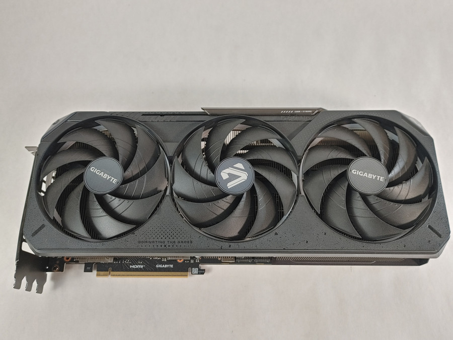 Gigabyte NVIDIA GeForce RTX 5070 Ti Gaming OC 16 GB GDDR7 PCI Express 5.0 x16 Video Card