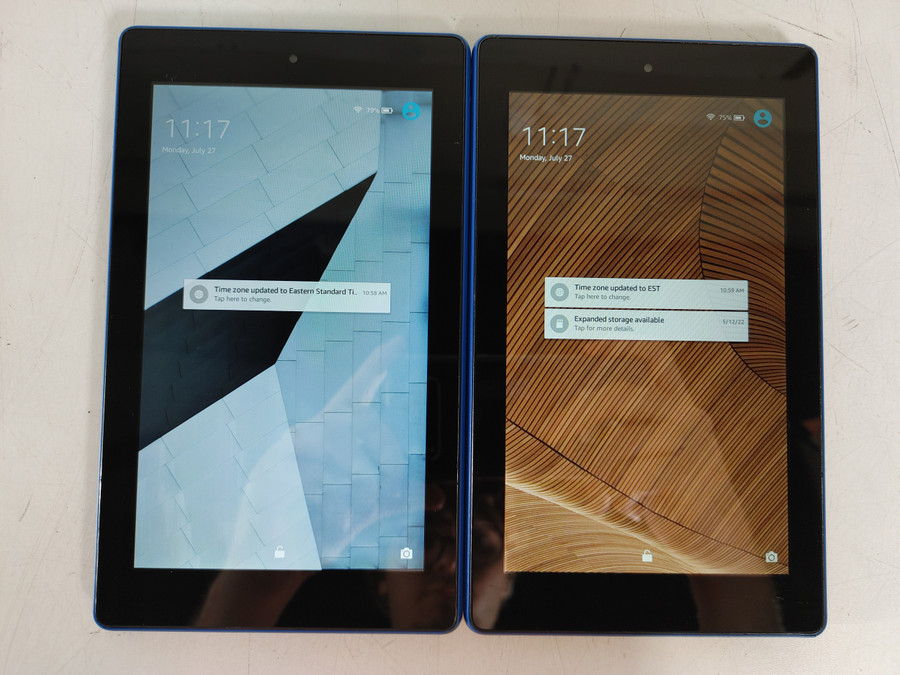 Lot of 2 Amazon Fire 7 (7th Generation) SR043KL 8 GB Fire OS (WiFi Only)