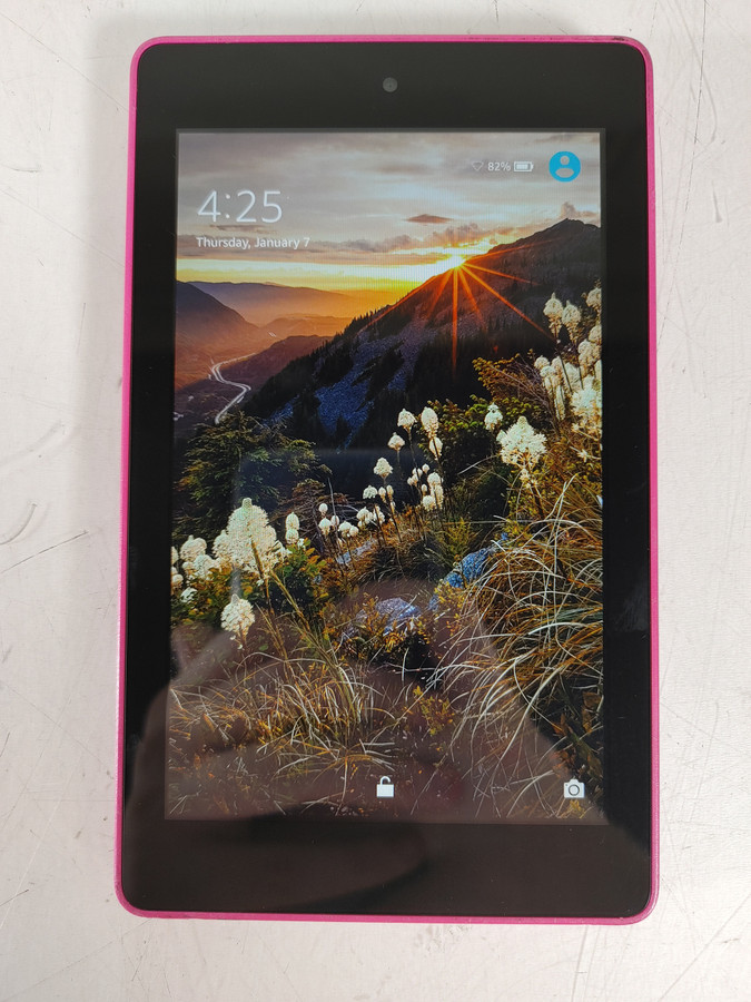 Amazon Fire HD 6 (4th Generation) PW98VM 8 GB Fire OS (WiFi Only)
