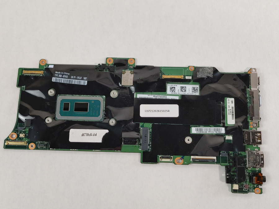 Lenovo ThinkPad X1 Carbon 7th Gen Core i7-8565U 1.80 GHz 16 GB LPDDR3 Motherboard 01YU368