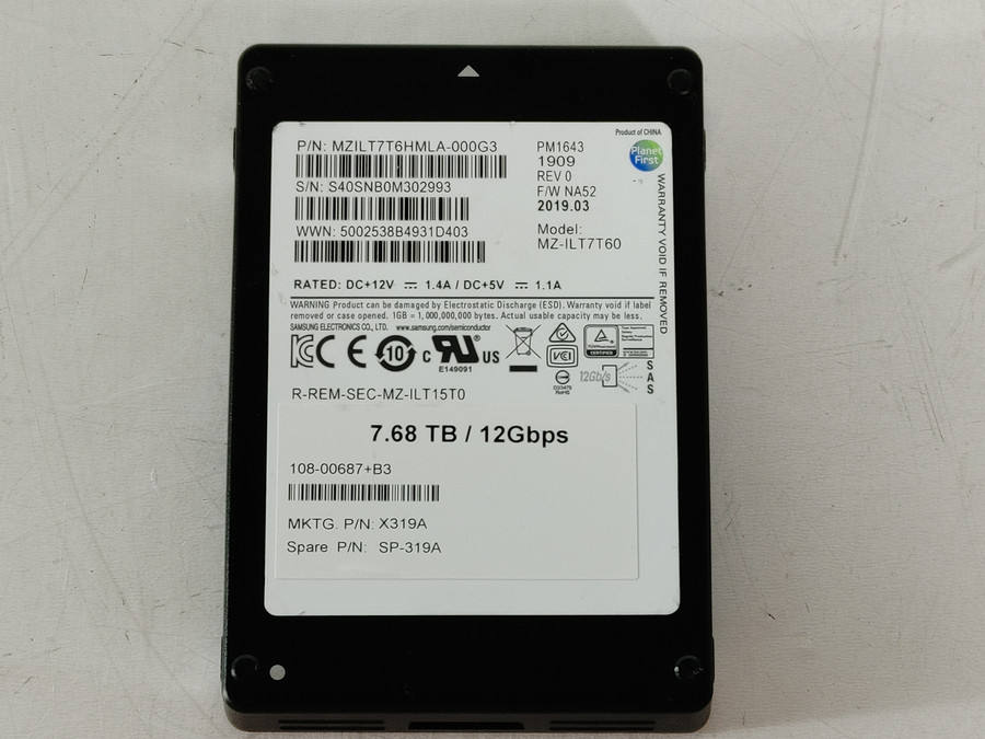 Samsung MZ-ILT7T60 7.68 TB SAS 3 2.5 in Solid State Drive