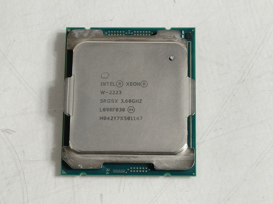 Lot of 2 Intel Xeon W-2223 3.60 GHz LGA 2066 Server CPU Processor SRGSX