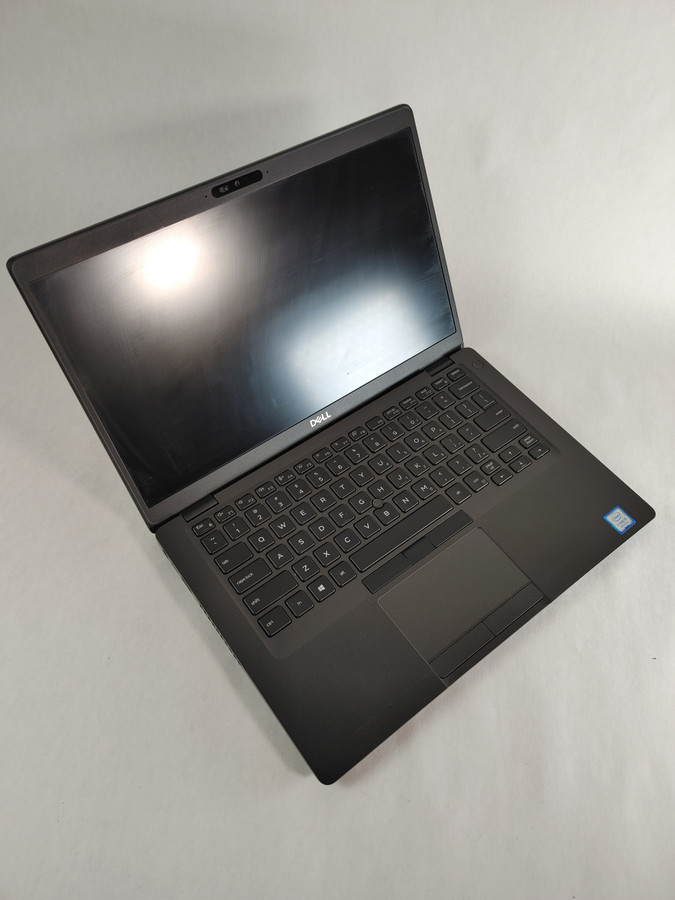 Dell Latitude 5400 Core i5-8265U 1.60 GHz 8 GB DDR4 No HDD