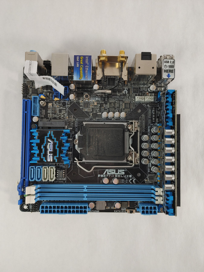 Asus P8Z77-I DELUXE Intel LGA 1155 DDR3 Desktop Motherboard