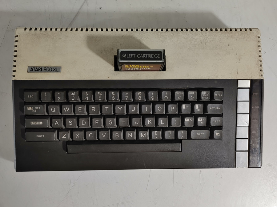 Vintage Atari 800XL Home Computer For Parts