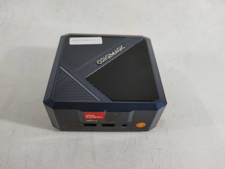 OrigiMagic Aurora Series A1 Oculink Ryzen 7 Pro 7840HS 3.80 GHz 32 GB DDR5 1 TB A1