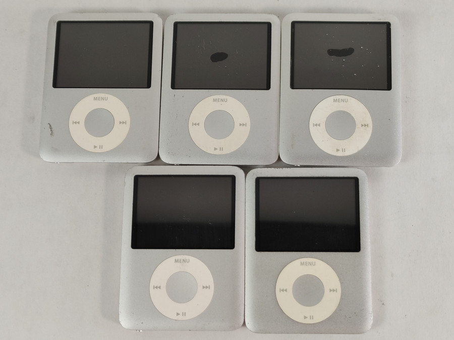 Apple A1236 Lot of 5 iPod Nano (3rd Generation) 4 GB Silver For Parts