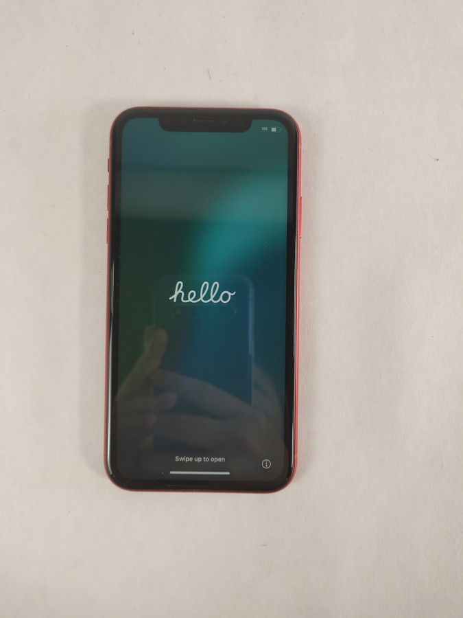 Apple iPhone XR A1984 256 GB iOS 18.7.10 Wi-Fi + 4G Locked to AT&T For Parts