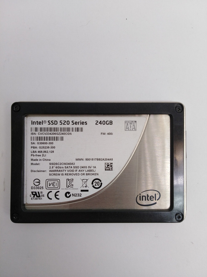 Intel  520 Series SSDSC2CW240A3 240 GB SATA III 2.5 in SSD