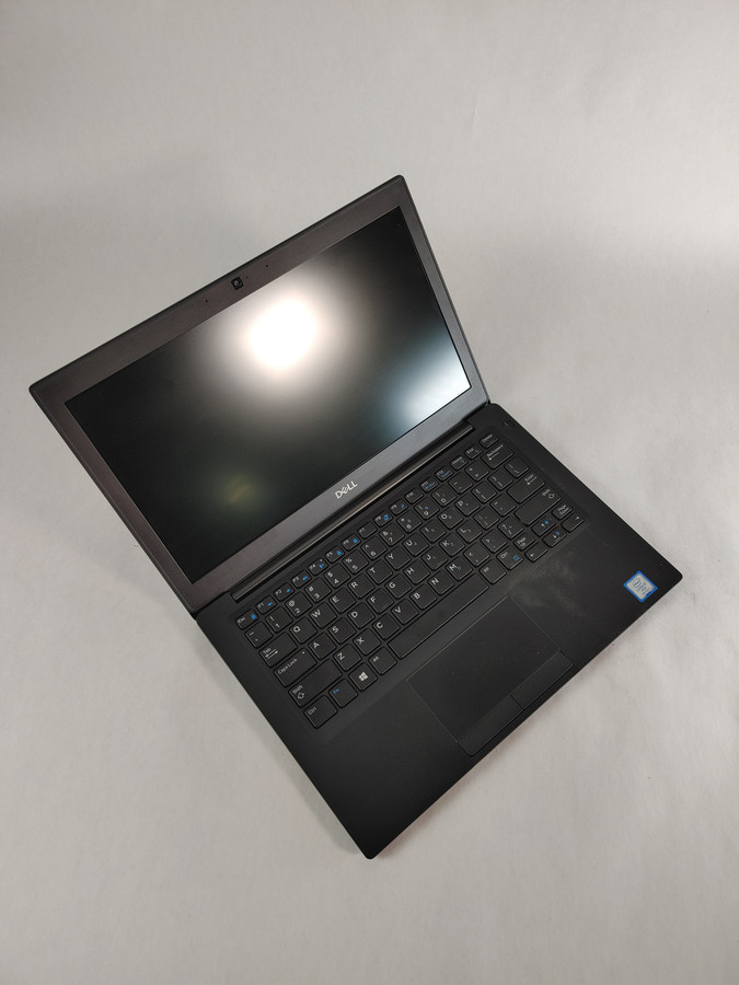 Dell Latitude 7290 Core i7-8650U 1.90 GHz 16 GB DDR4 No HDD