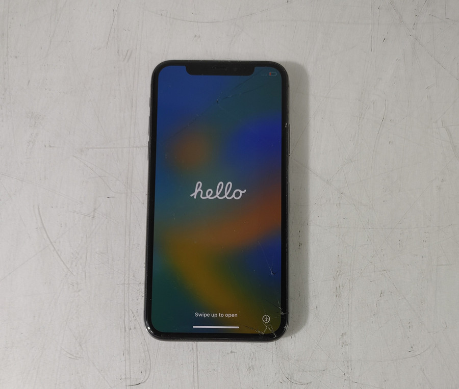 Apple iPhone X A1901 64 GB iOS 16.7.16 Space Gray Wi-Fi + 4G Smartphone Unlocked For Parts